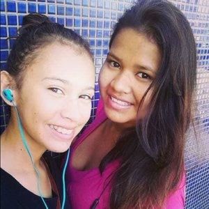 Meet your Posher, Clarissa